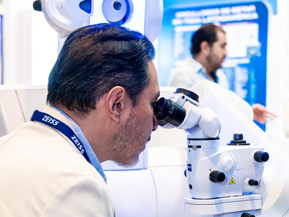Claves para el éxito en el manejo de la presbicia con ZEISS PRESBYOND®